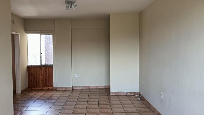 2 Bedroom Property for Sale in Pinetown KwaZulu-Natal