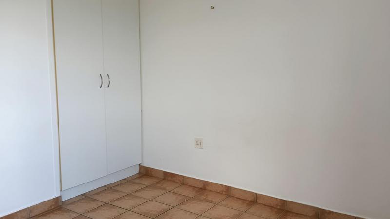 2 Bedroom Property for Sale in Pinetown KwaZulu-Natal
