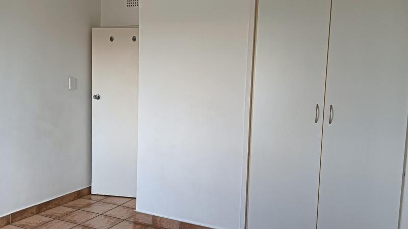 2 Bedroom Property for Sale in Pinetown KwaZulu-Natal