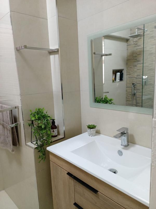 2 Bedroom Property for Sale in North Beach KwaZulu-Natal