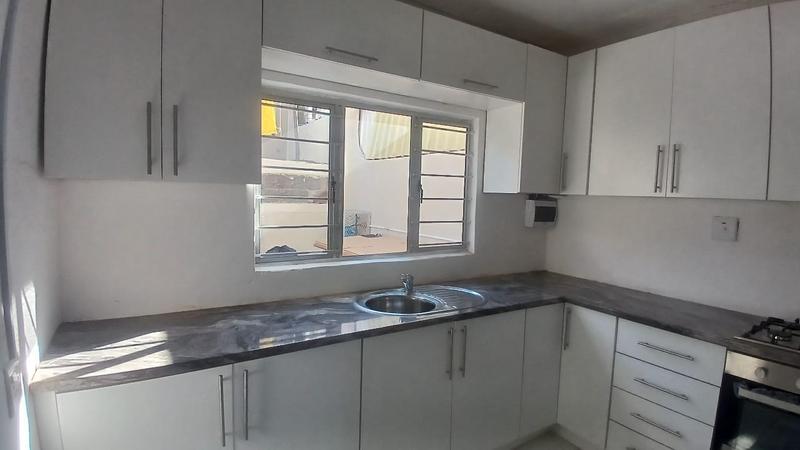 To Let 3 Bedroom Property for Rent in Arena Park KwaZulu-Natal