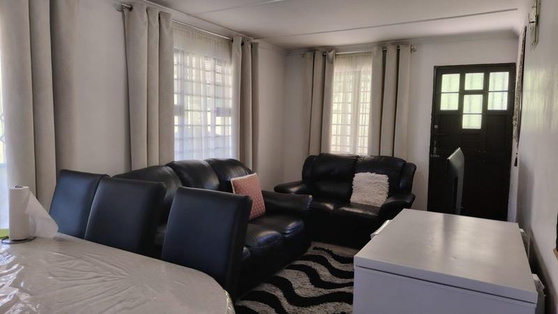 3 Bedroom Property for Sale in Kharwastan KwaZulu-Natal