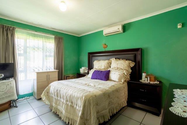 3 Bedroom Property for Sale in Sea View KwaZulu-Natal
