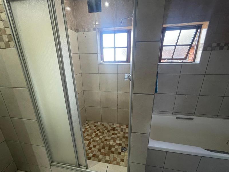 To Let 3 Bedroom Property for Rent in Glen Hills KwaZulu-Natal
