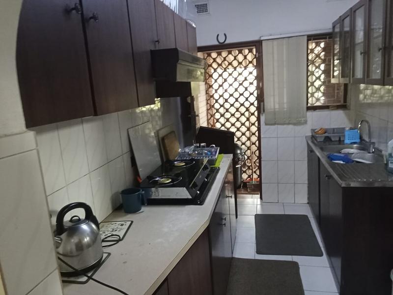 5 Bedroom Property for Sale in Kharwastan KwaZulu-Natal
