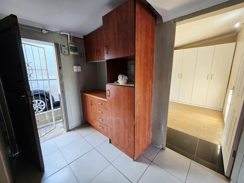 To Let 2 Bedroom Property for Rent in Springfield KwaZulu-Natal