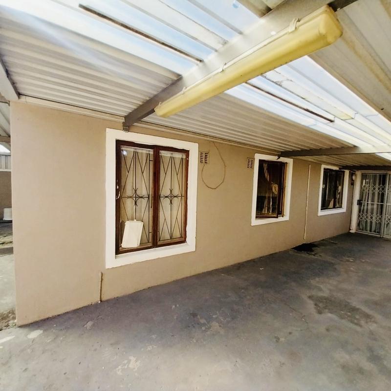 4 Bedroom Property for Sale in Bonela KwaZulu-Natal