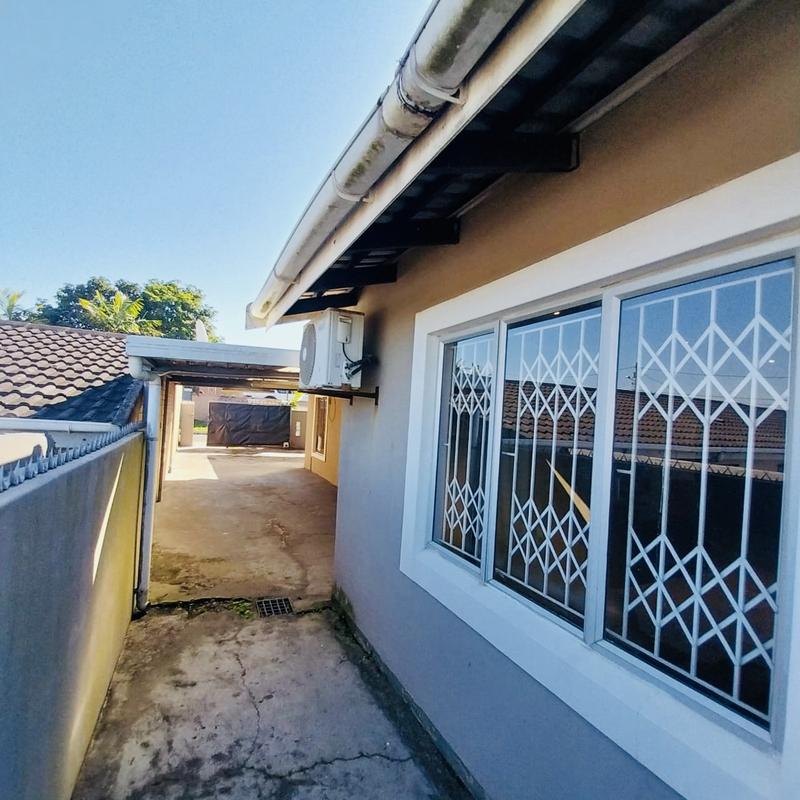4 Bedroom Property for Sale in Bonela KwaZulu-Natal