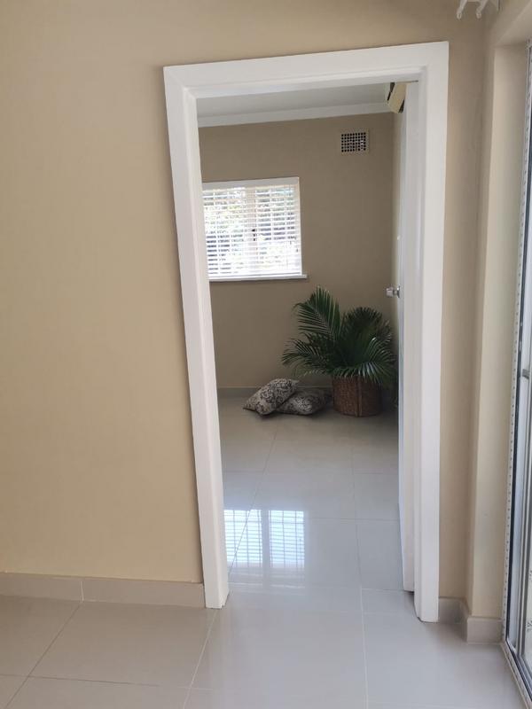 To Let 1 Bedroom Property for Rent in Durban North KwaZulu-Natal
