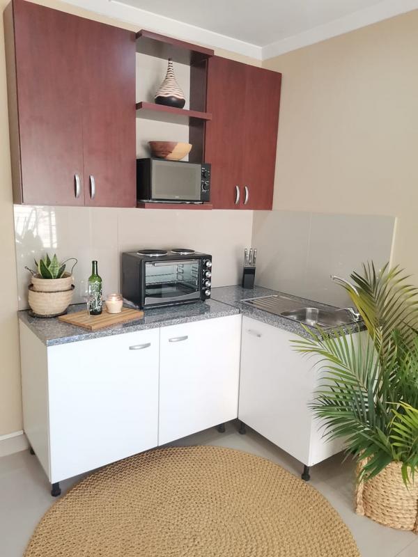 To Let 1 Bedroom Property for Rent in Durban North KwaZulu-Natal