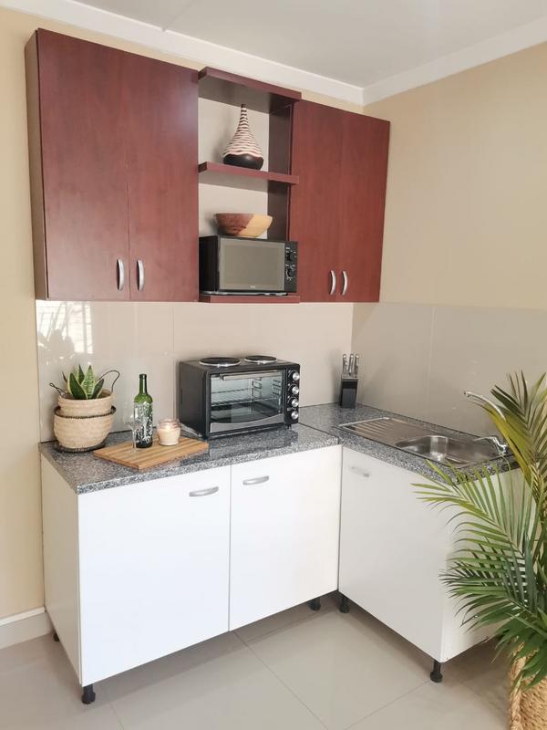 To Let 1 Bedroom Property for Rent in Durban North KwaZulu-Natal