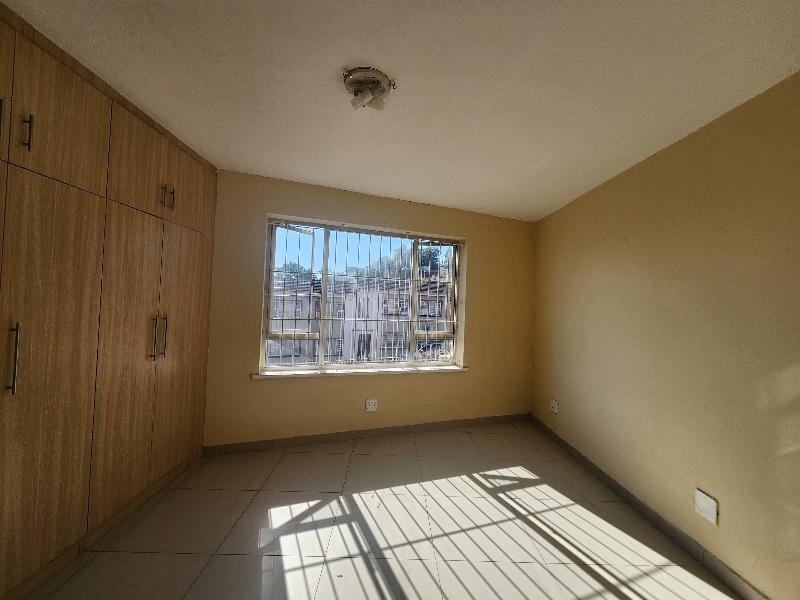 To Let 3 Bedroom Property for Rent in Overport KwaZulu-Natal