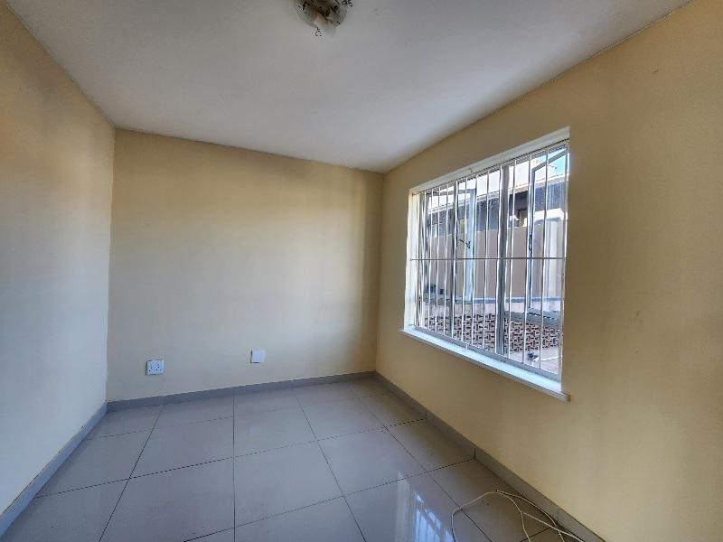 To Let 3 Bedroom Property for Rent in Overport KwaZulu-Natal
