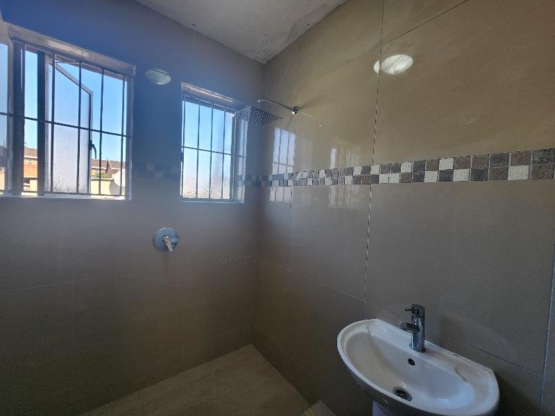 To Let 3 Bedroom Property for Rent in Overport KwaZulu-Natal