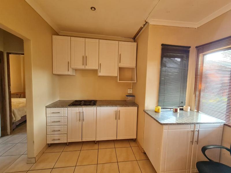 To Let 2 Bedroom Property for Rent in Wyebank KwaZulu-Natal