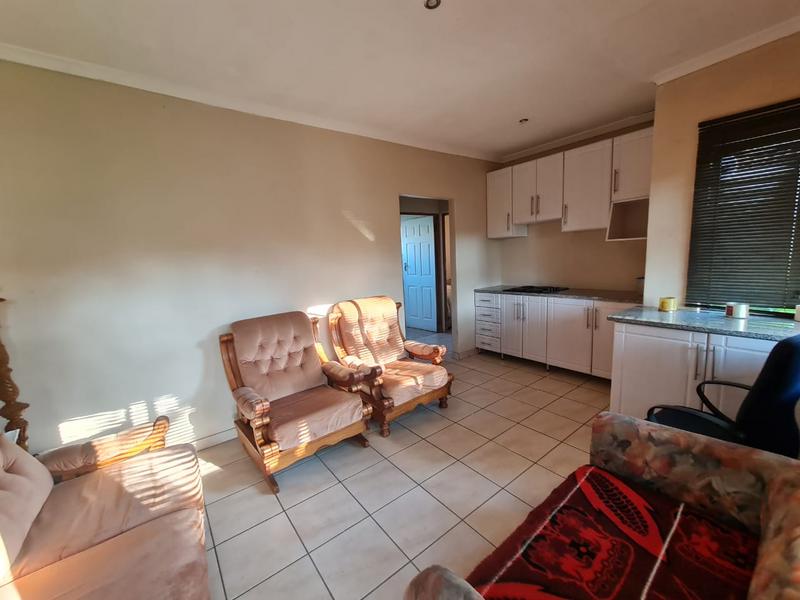 To Let 2 Bedroom Property for Rent in Wyebank KwaZulu-Natal