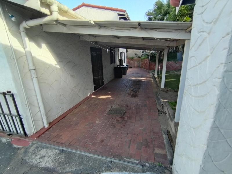 5 Bedroom Property for Sale in La Lucia KwaZulu-Natal