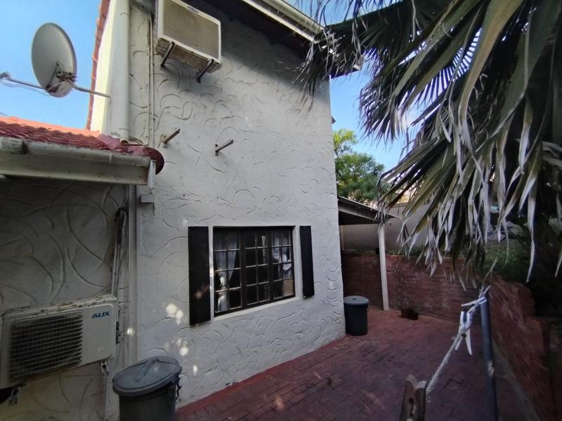 5 Bedroom Property for Sale in La Lucia KwaZulu-Natal
