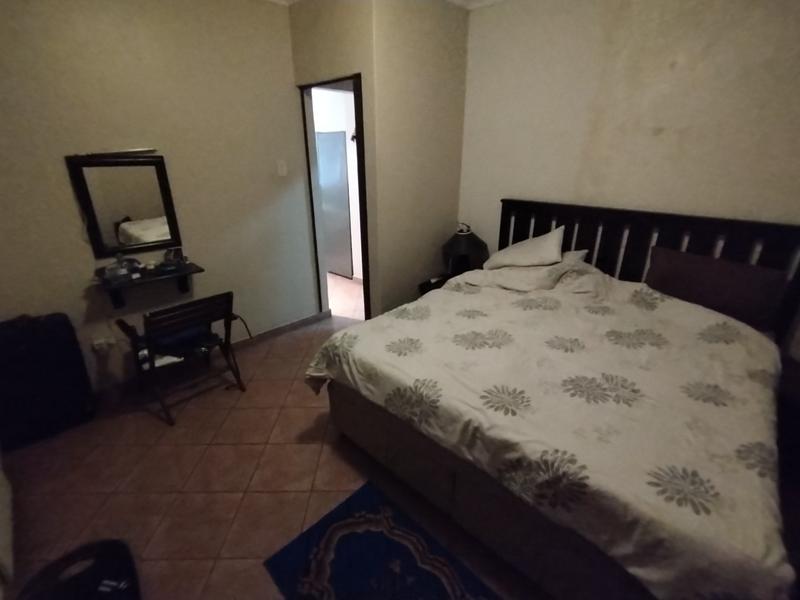 5 Bedroom Property for Sale in La Lucia KwaZulu-Natal