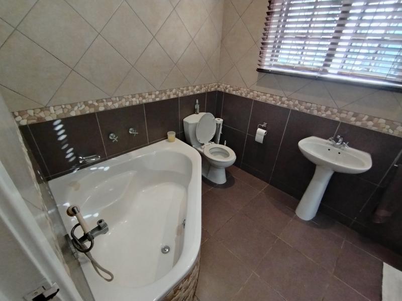 5 Bedroom Property for Sale in La Lucia KwaZulu-Natal
