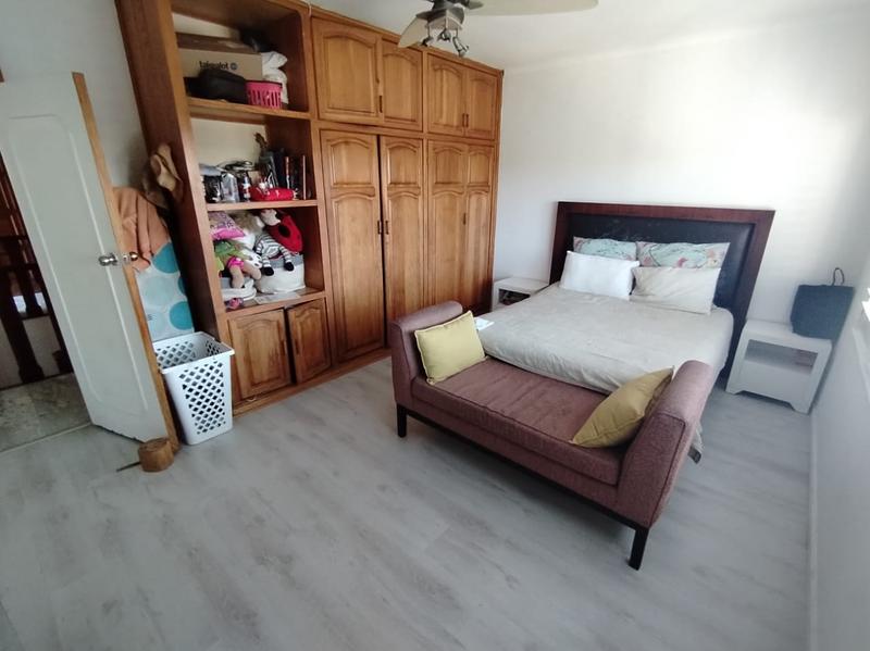 5 Bedroom Property for Sale in Umhlanga KwaZulu-Natal