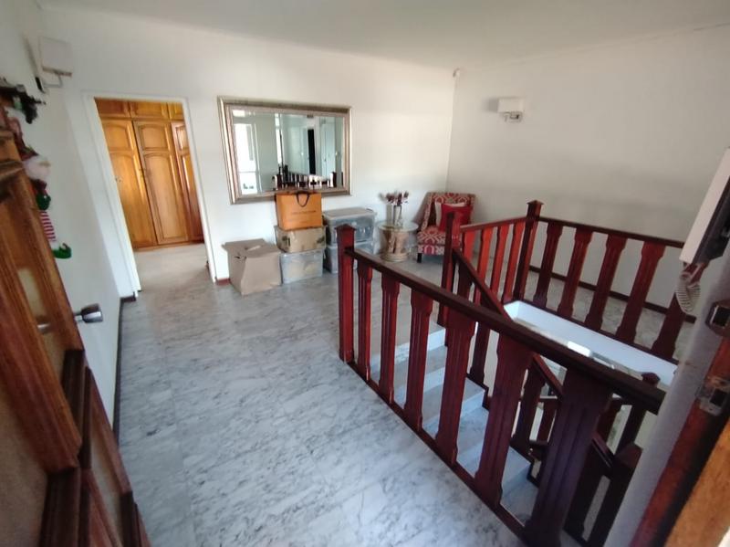 5 Bedroom Property for Sale in Umhlanga KwaZulu-Natal