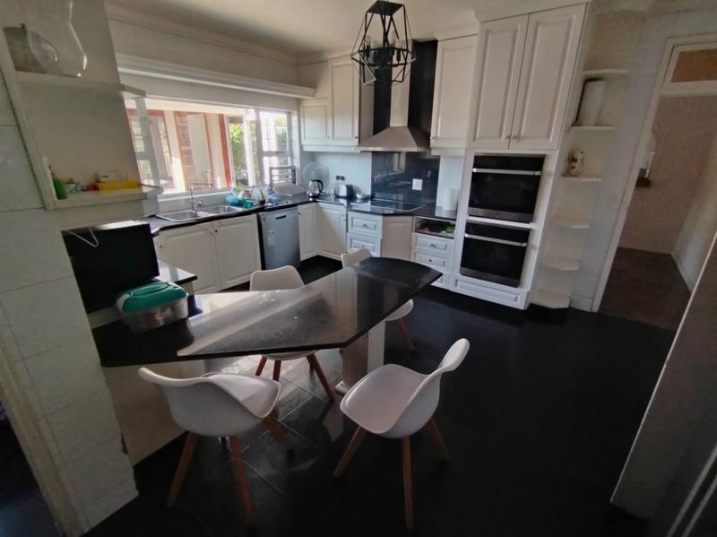 5 Bedroom Property for Sale in Umhlanga KwaZulu-Natal
