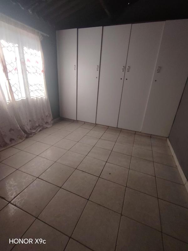 To Let 2 Bedroom Property for Rent in Umlazi D KwaZulu-Natal