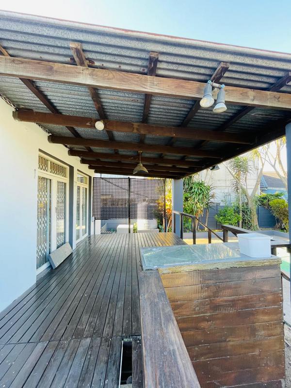 3 Bedroom Property for Sale in Glenwood KwaZulu-Natal