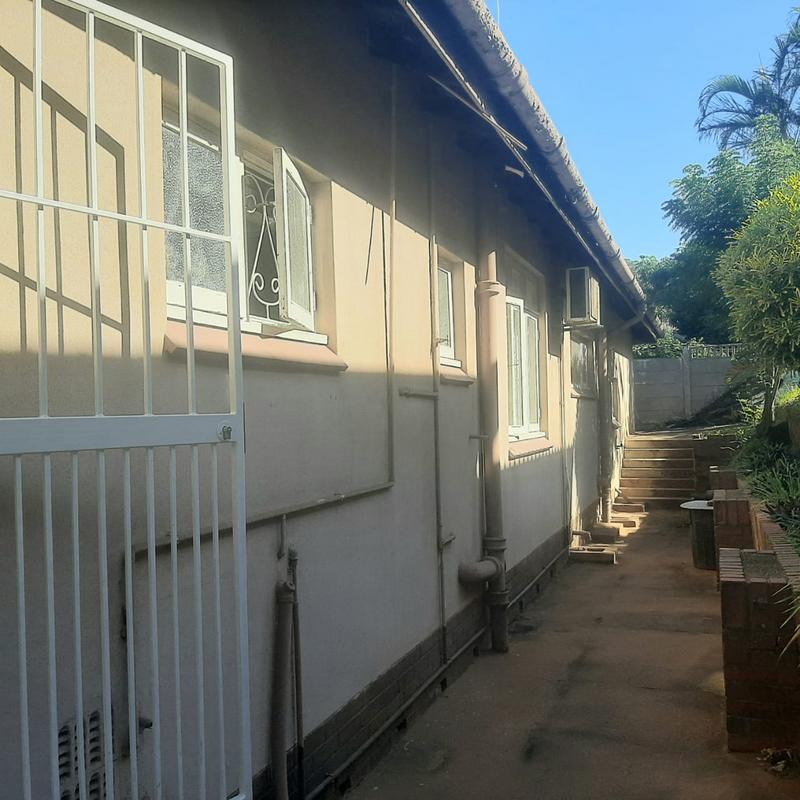 3 Bedroom Property for Sale in Montclair KwaZulu-Natal