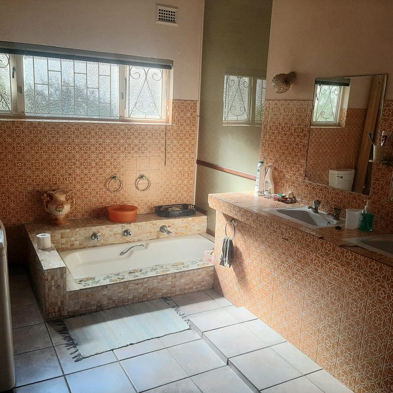 3 Bedroom Property for Sale in Montclair KwaZulu-Natal