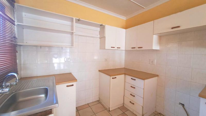 2 Bedroom Property for Sale in Montclair KwaZulu-Natal