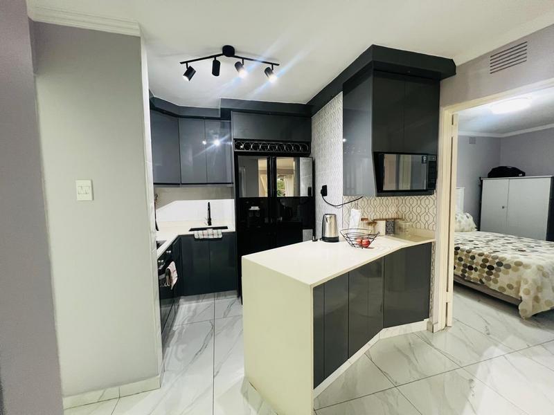 To Let 2 Bedroom Property for Rent in Glenmore KwaZulu-Natal