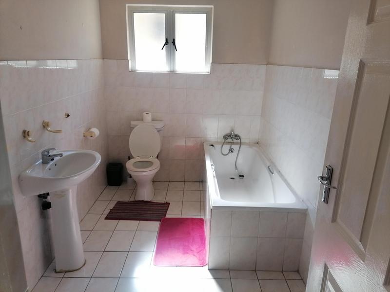 To Let 4 Bedroom Property for Rent in Caversham Glen KwaZulu-Natal
