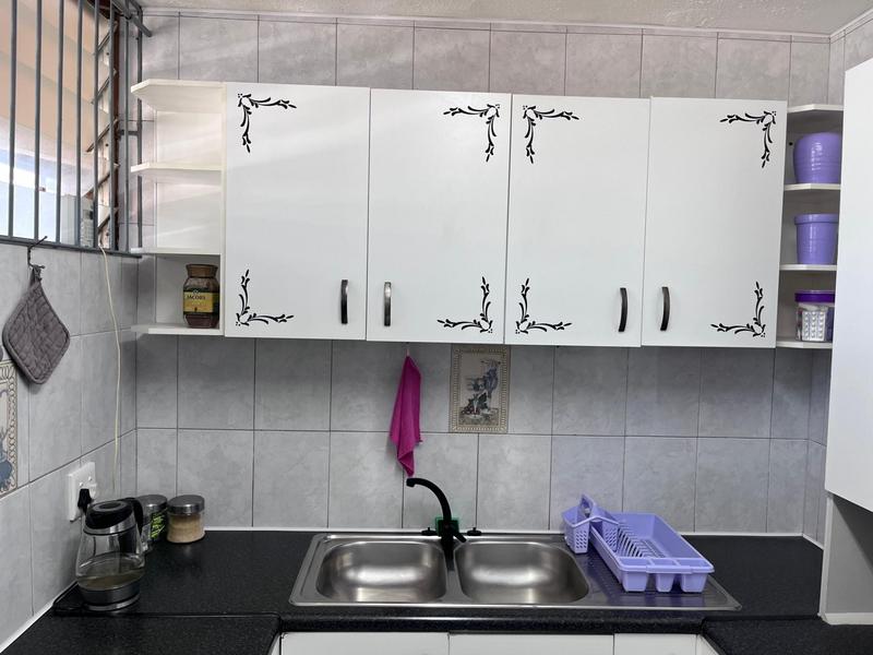 2 Bedroom Property for Sale in Amanzimtoti KwaZulu-Natal