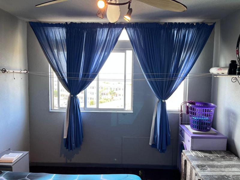 2 Bedroom Property for Sale in Amanzimtoti KwaZulu-Natal