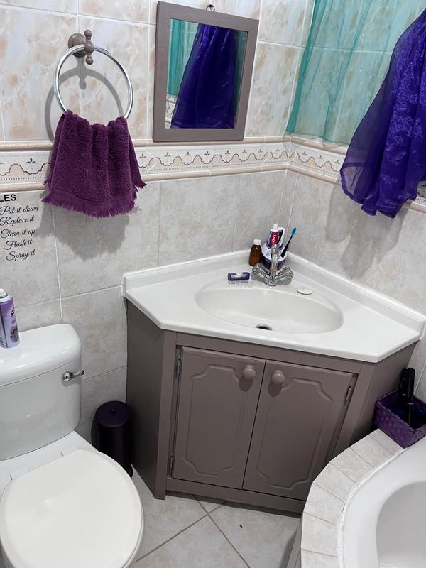 2 Bedroom Property for Sale in Amanzimtoti KwaZulu-Natal