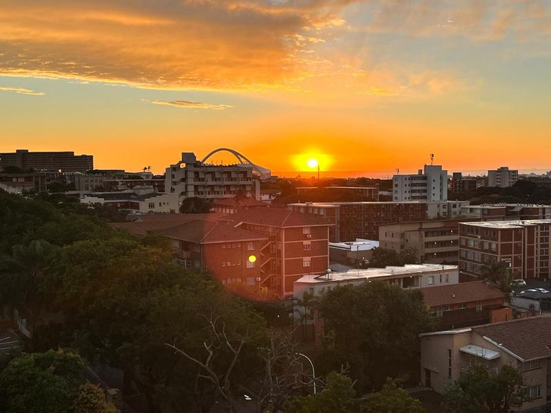 1 Bedroom Property for Sale in Essenwood KwaZulu-Natal