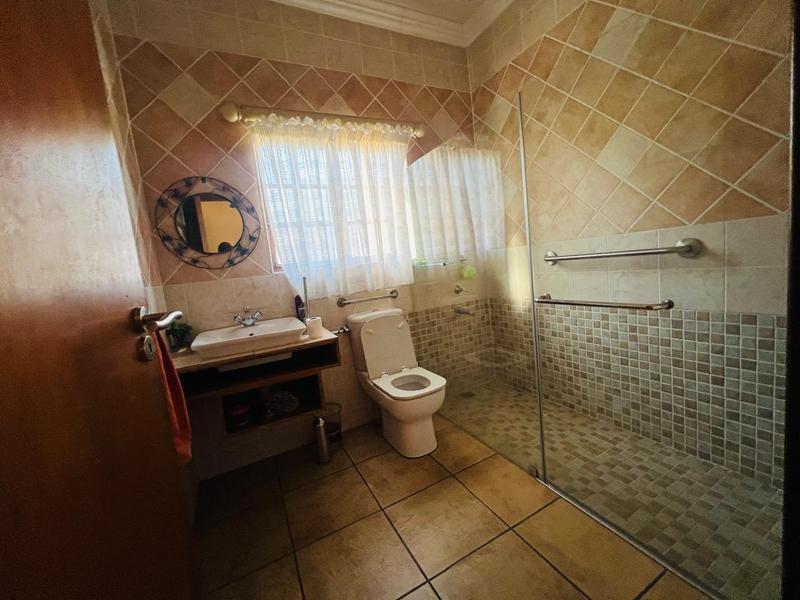 6 Bedroom Property for Sale in Musgrave KwaZulu-Natal