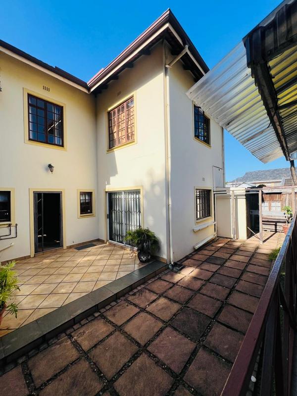 6 Bedroom Property for Sale in Musgrave KwaZulu-Natal