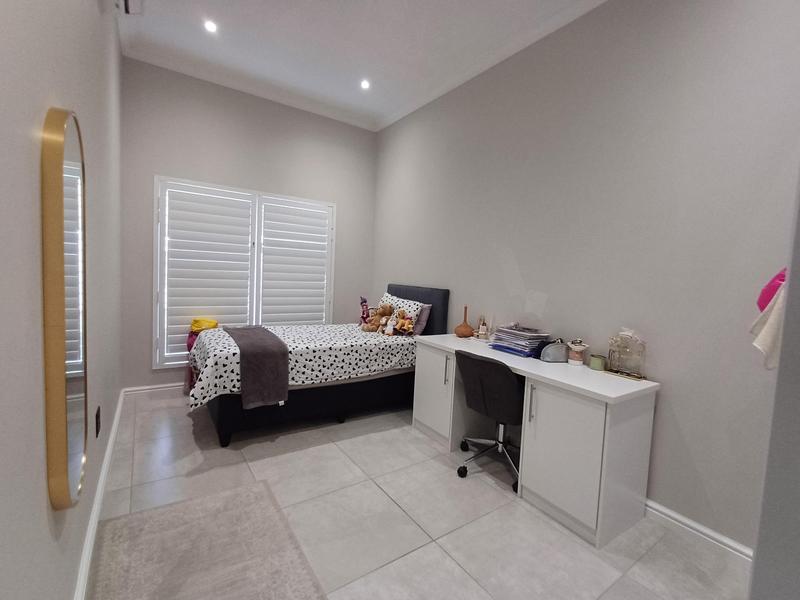 4 Bedroom Property for Sale in Morningside KwaZulu-Natal
