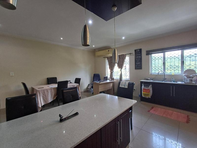 3 Bedroom Property for Sale in Bakerville Gardens KwaZulu-Natal