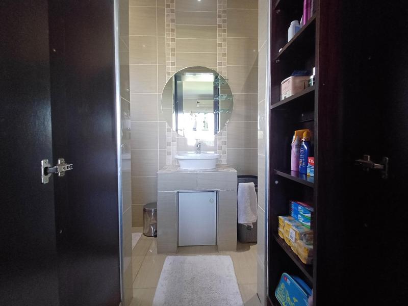 3 Bedroom Property for Sale in Bakerville Gardens KwaZulu-Natal