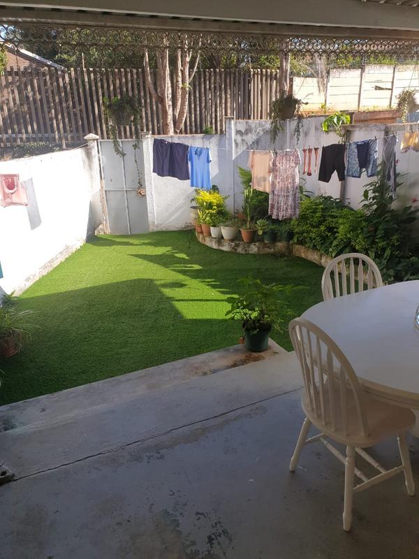 2 Bedroom Property for Sale in Montclair KwaZulu-Natal