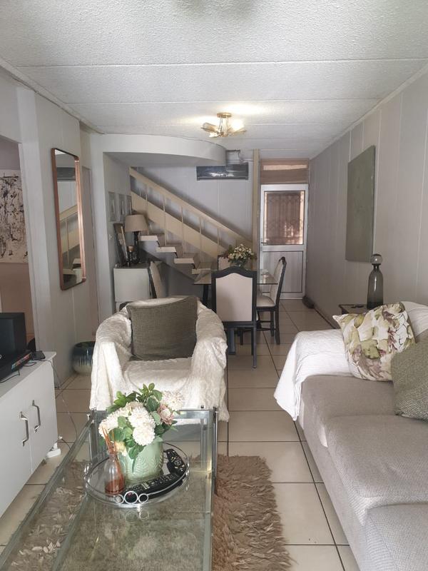 2 Bedroom Property for Sale in Montclair KwaZulu-Natal