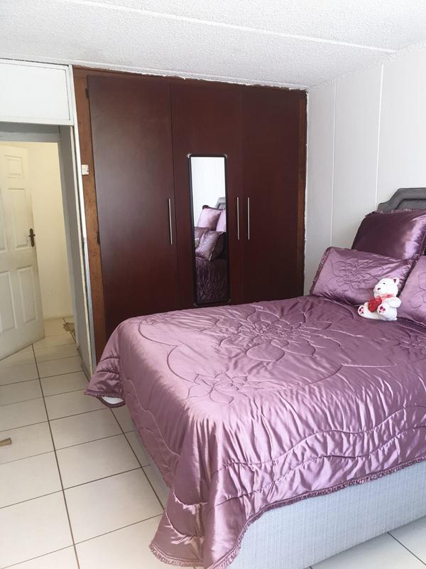 2 Bedroom Property for Sale in Montclair KwaZulu-Natal