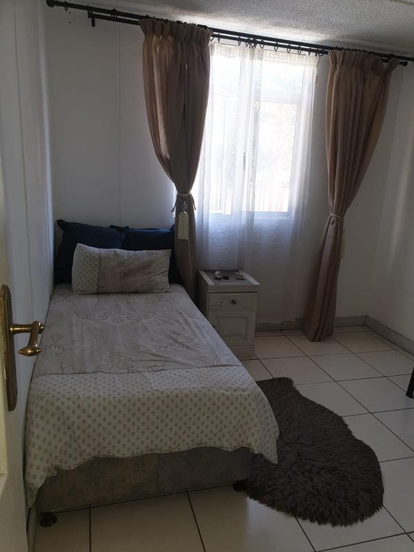 2 Bedroom Property for Sale in Montclair KwaZulu-Natal