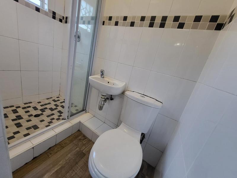 To Let 2 Bedroom Property for Rent in Brindhaven KwaZulu-Natal