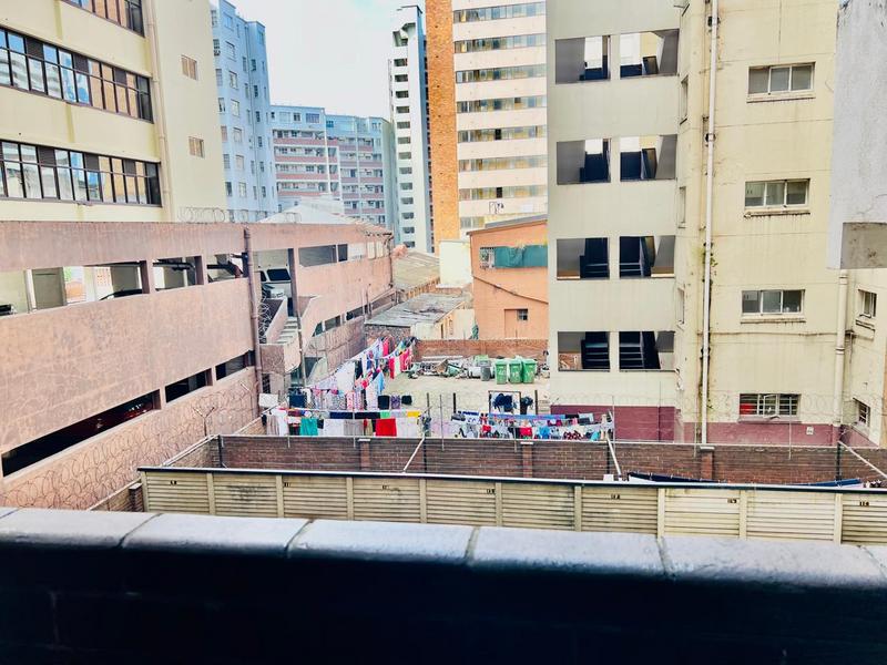 2 Bedroom Property for Sale in Durban Central KwaZulu-Natal