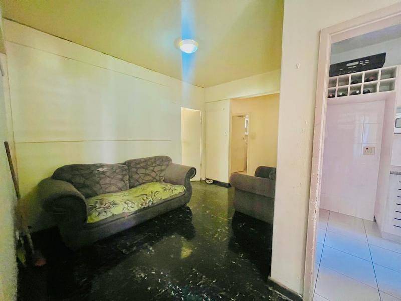 2 Bedroom Property for Sale in Durban Central KwaZulu-Natal